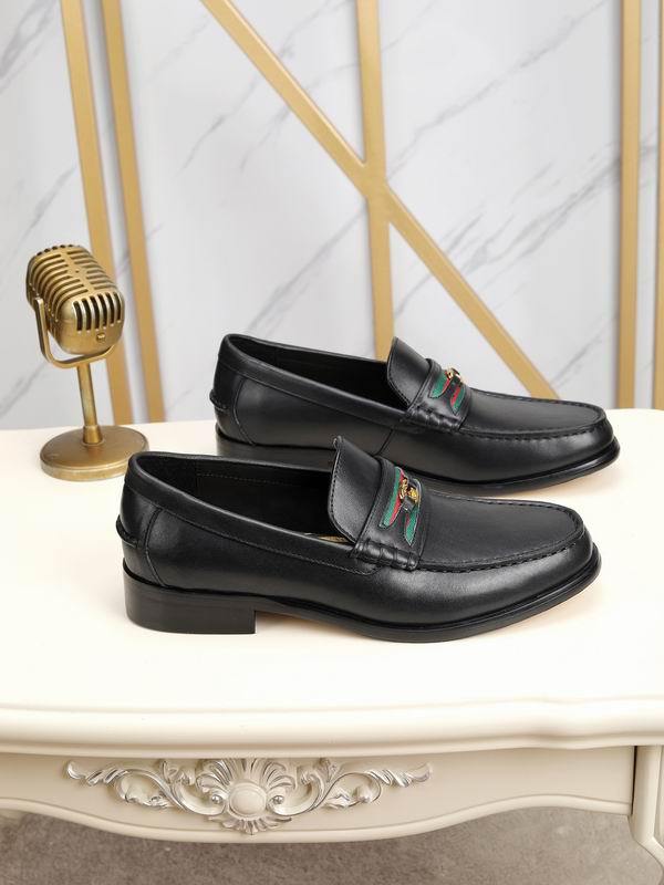 Gucci Men's Shoes 929